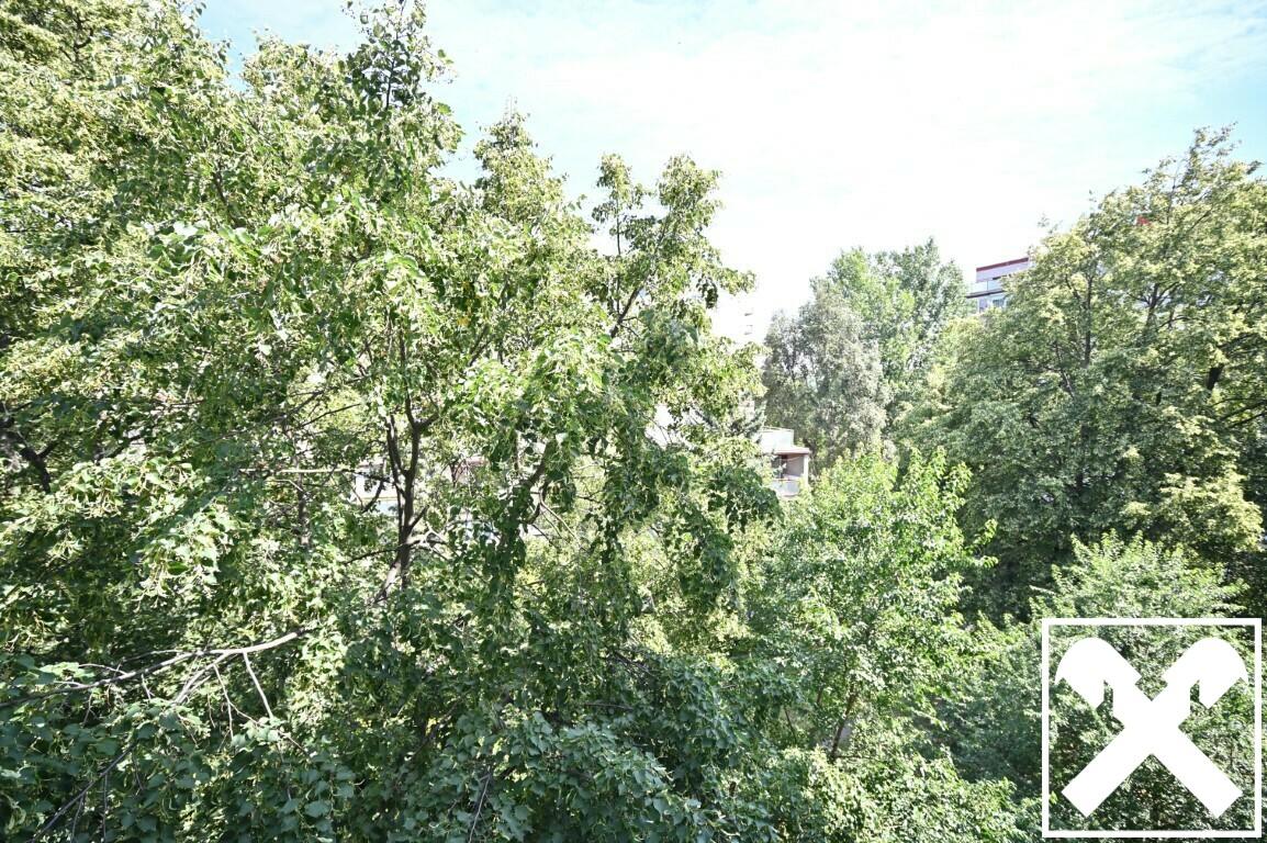 Hofblick Schlafzimmer