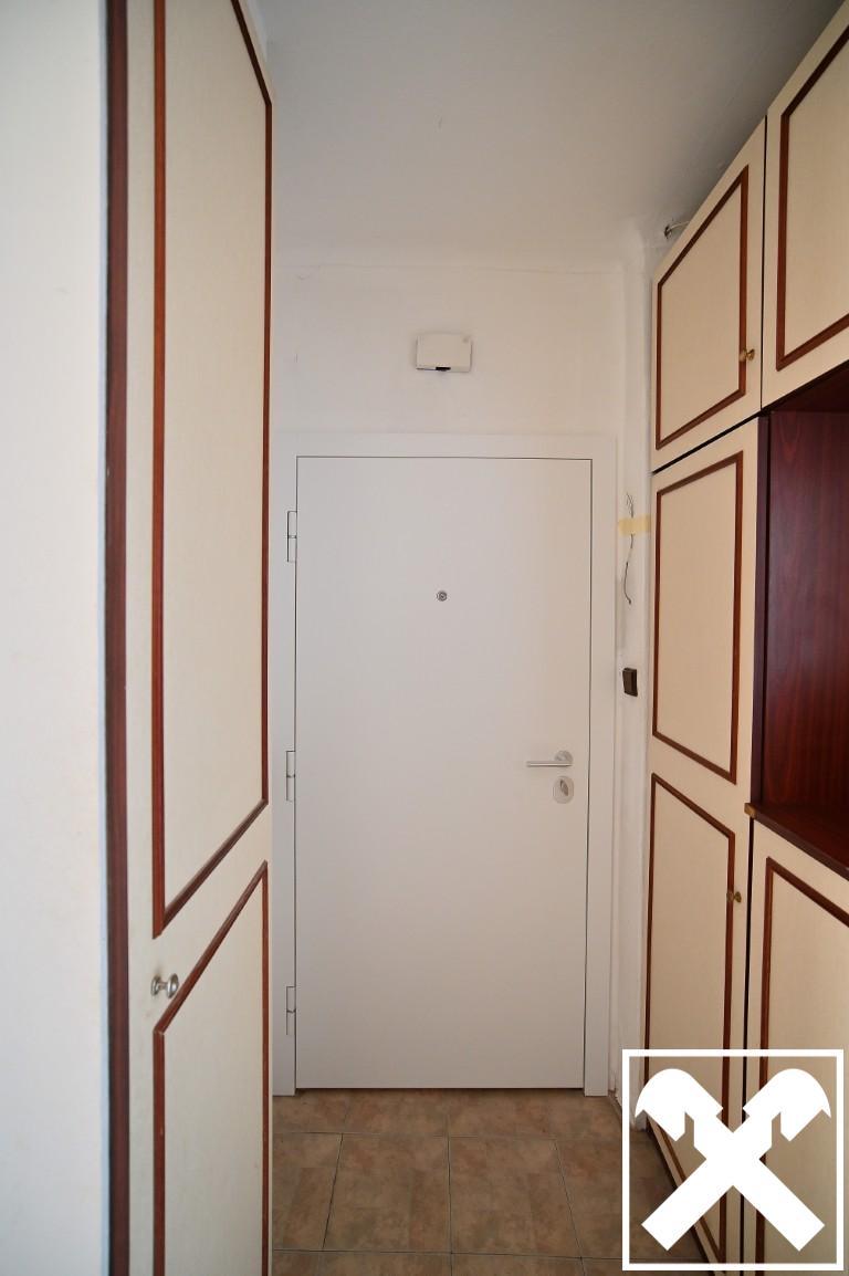 Eingangsbereich (Wohnungst�r)