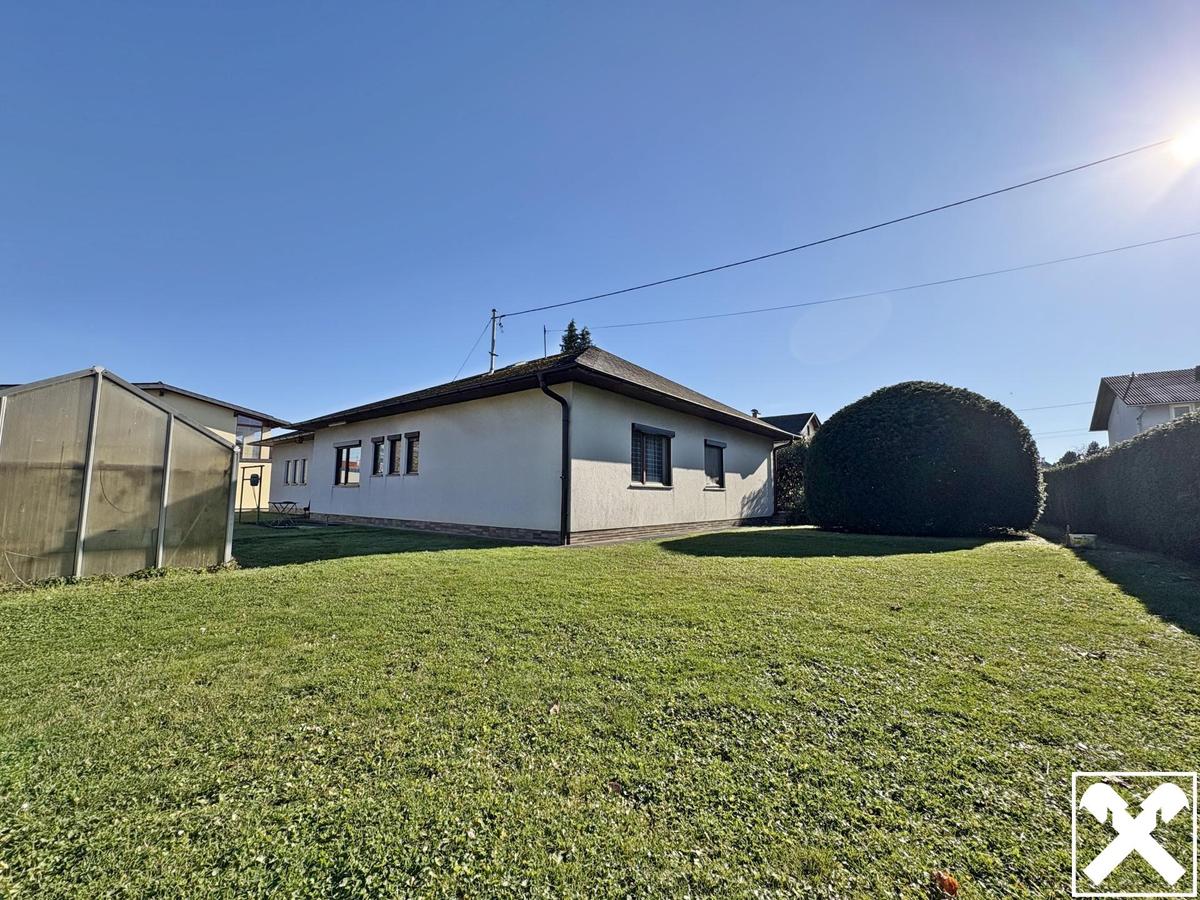 Gartenansicht S�dwest und Nordwest