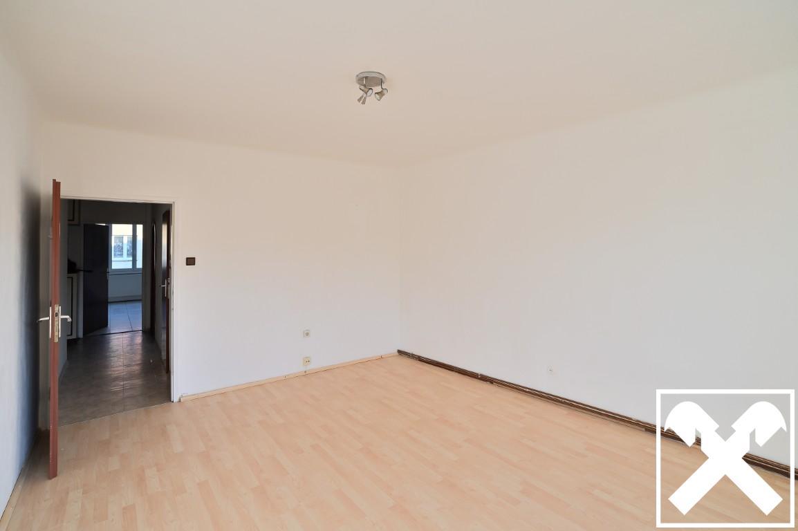 Schlafzimmer Gegenansicht