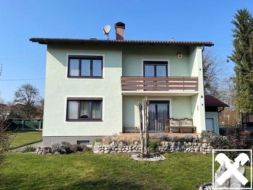 Wohnhaus in ruhiger Lage