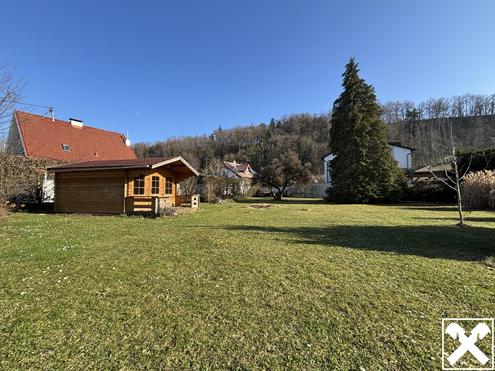 Gro�z�giges Baugrundst�ck ohne Bauverpflichtung