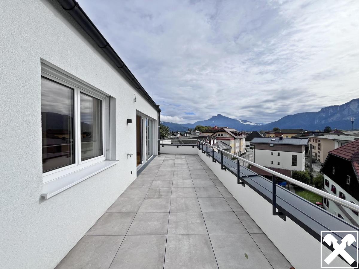 Terrasse mit Panoramablick Richtung See