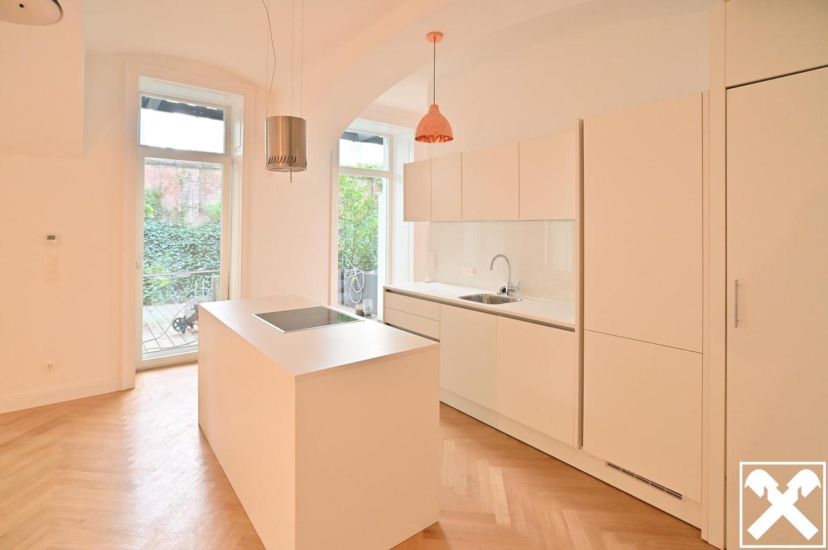 Wohnzimmer/K�che mit Terrassen Zugang