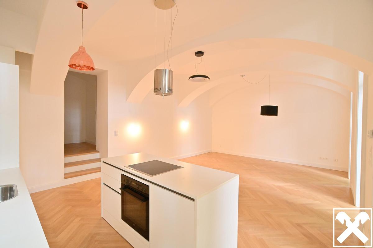 Wohnzimmer mit K�che