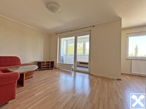Gro�z�gige 2-Zimmerwohnung mit Loggia