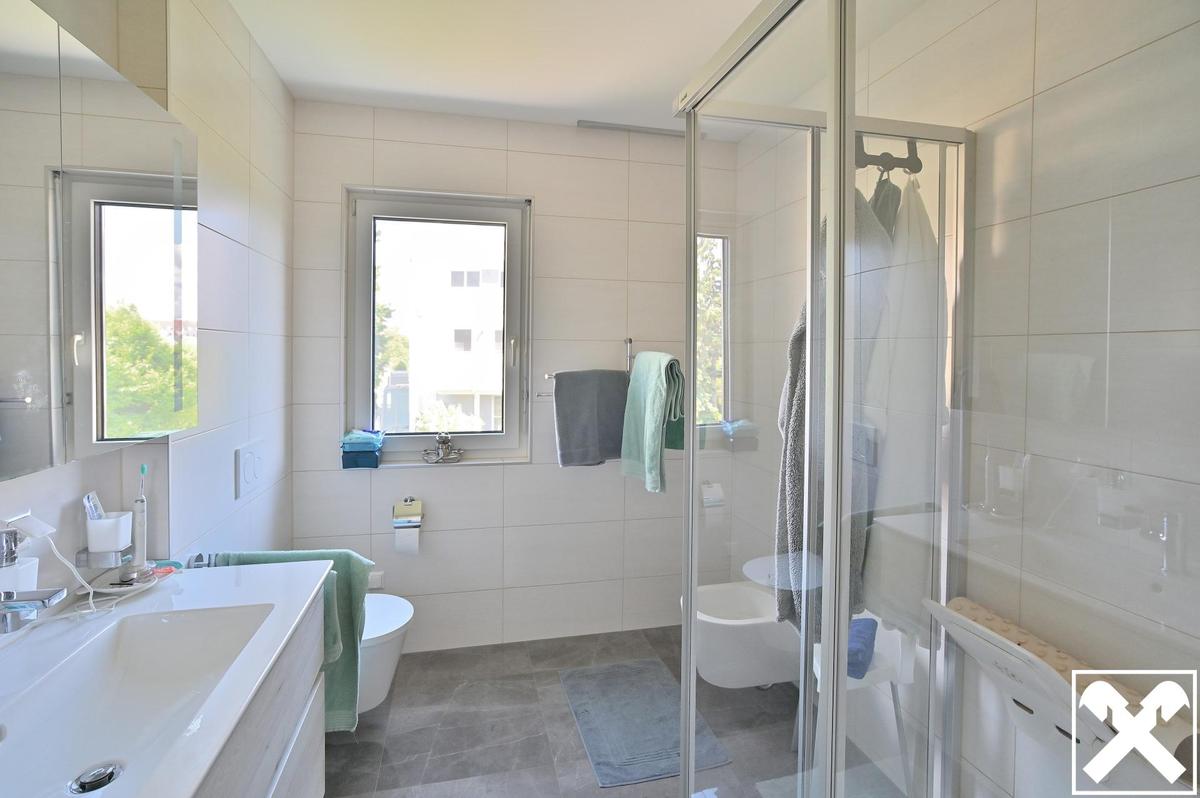 Badezimmer mit WC im 1. OG