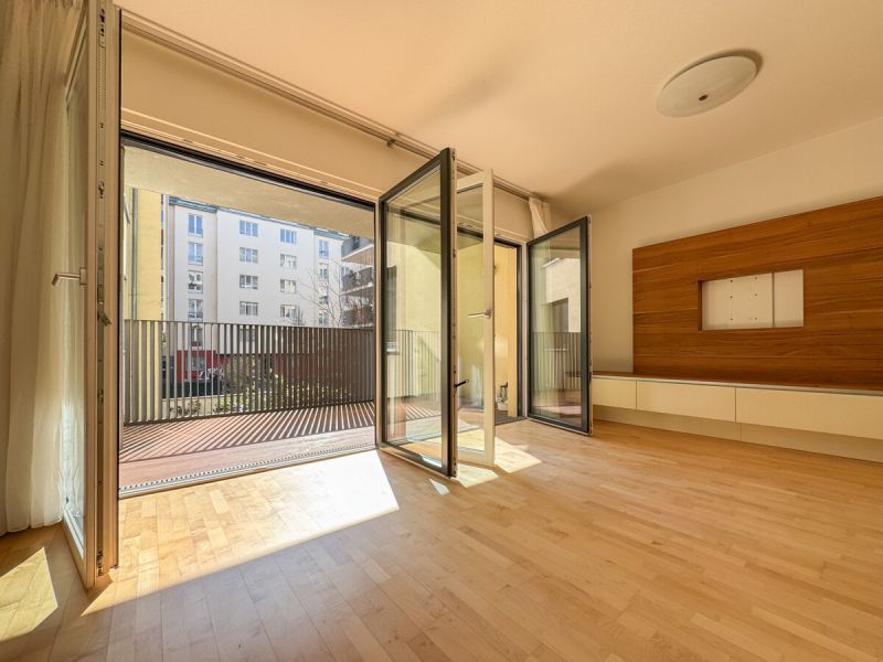 Exklusives 4-Zimmer Apartment mit s�dseitiger Freifl�che & PKW-Stellplatz N�he Mariahilferstra�e /  / 1070&nbsp;Wien / Bild 4