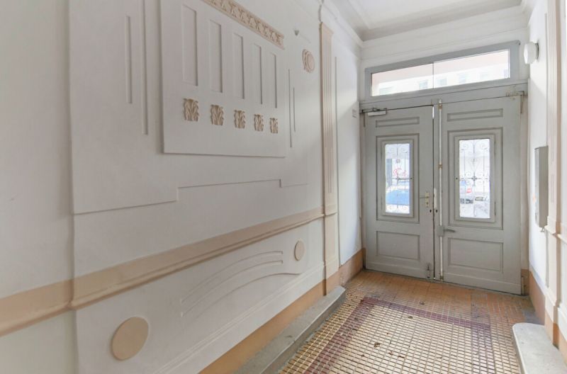 Stolberggasse - Renovierungsbed�rftige 2,5-Zimmer-Altbauwohnung mit Potenzial /  / 1050&nbsp;Wien / Bild 5