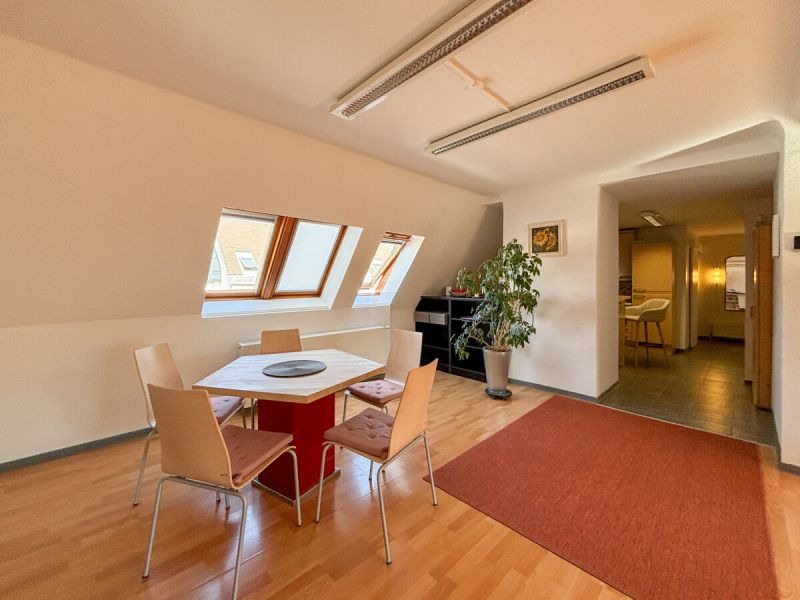 Lichtdurchflutete Dachgeschosswohnung Nähe Karmeliterplatz / / 1020 Wien / Bild 4