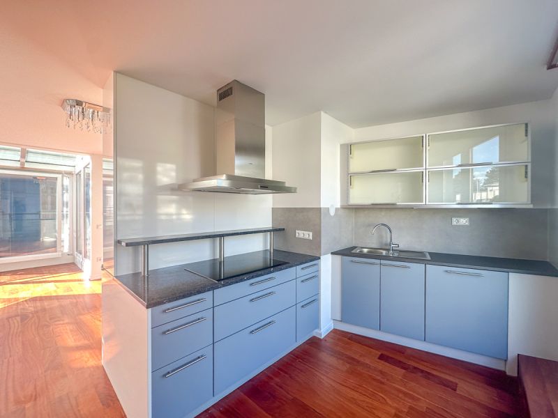 Fantastische Dachgeschosswohnung mit weitlufiger Terrasse im 18. Bezirk /  / 1180 Wien / Bild 6