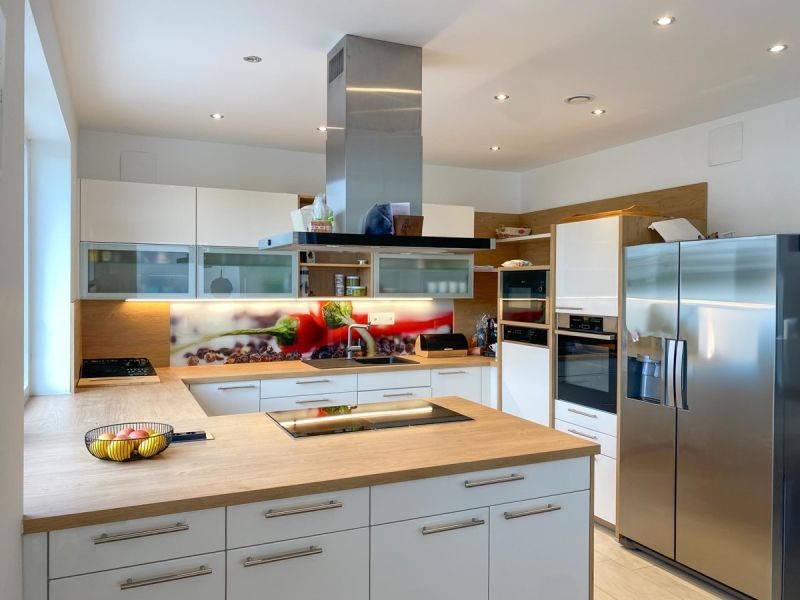 Modernes Einfamilienhaus mit High-End-Ausstattung in der Weinstadt Poysdorf /  / 2170 Poysdorf / Bild 2