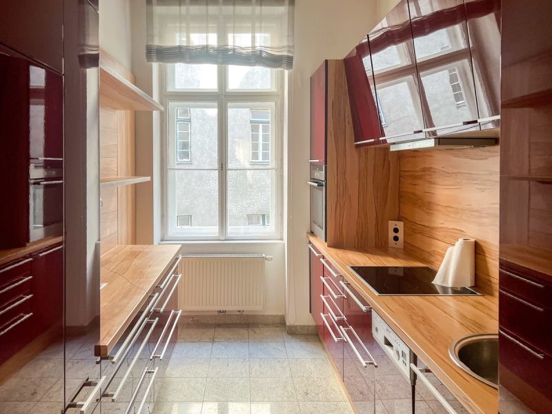 Elegantes Altbau-Ambiente ? 4-Zimmer-Wohnung beim Naschmarkt /  / 1060&nbsp;Wien / Bild 6