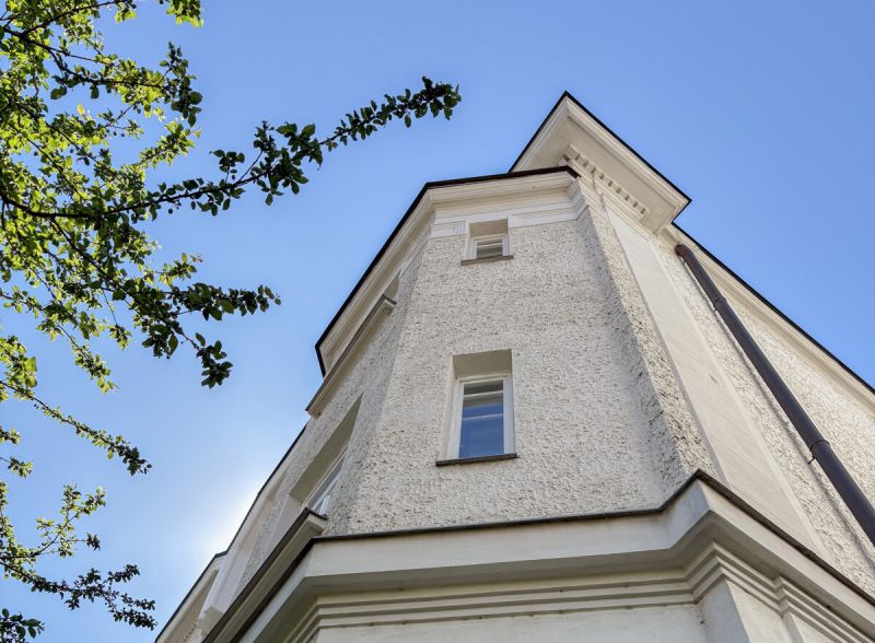 Altbauflair in Sievering: Gro�z�gige Wohnung mit Erker