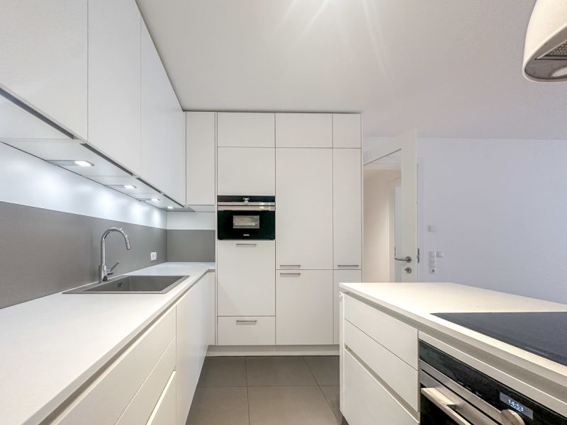 Wohnen ber den Linden - 3 Zimmer-Eigentum mit Balkon und PKW-Stellplatz /  / 1070 Wien / Bild 8