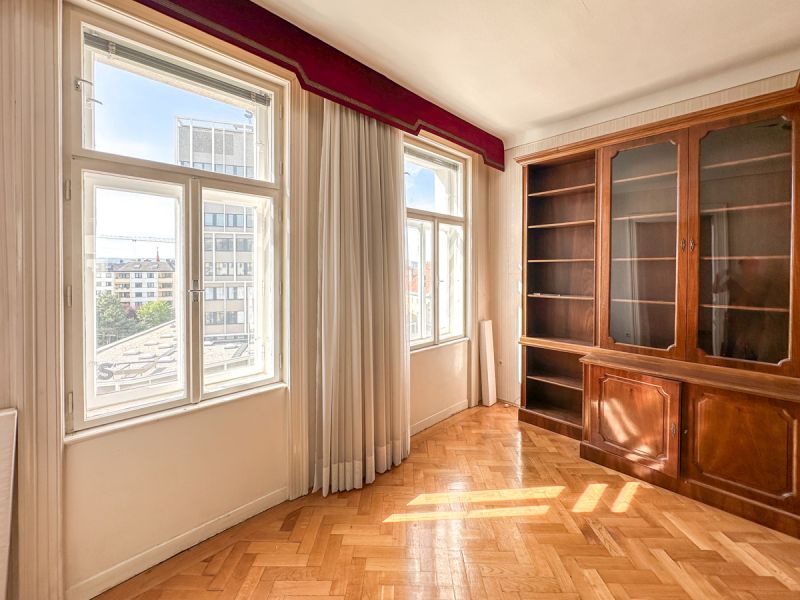 Wiedner Hauptstrae: Sonnige Altbauwohnung mit schnem Ausblick und Charakter /  / 1050 Wien / Bild 4