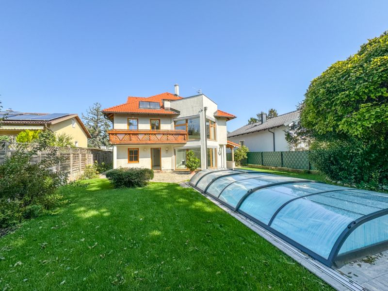 Exklusives Wohnen vor den Toren Wiens ? Traumhaftes Haus mit Garten & Pool /  / 2201 Gerasdorf bei Wien / Bild 7
