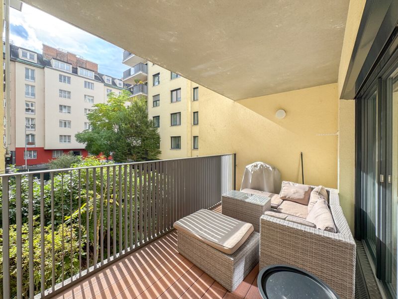 Exklusive 4-Zimmer Familienwohnung mit groer Freiflche und PKW-Stellplatz in der Ahornergasse /  / 1070 Wien / Bild 1