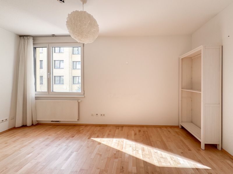 Exklusives 4-Zimmer Apartment mit s�dseitiger Freifl�che & PKW-Stellplatz N�he Mariahilferstra�e /  / 1070&nbsp;Wien / Bild 4
