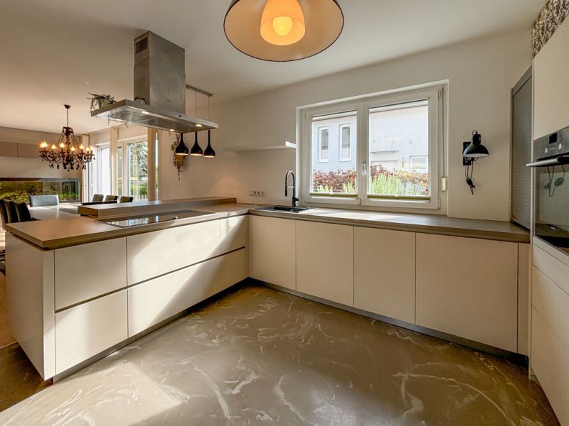 Charmante Doppelhaushlfte mit Garten und Terrasse in ruhiger Siedlungslage /  / 2320 Schwechat / Bild 5