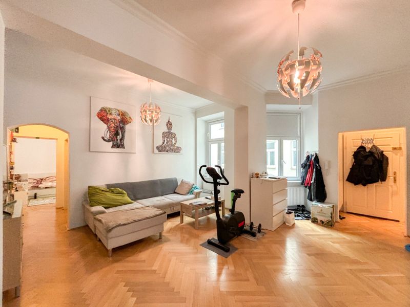 Wohnen im Herzen des 7. Bezirks ? Charmante Altbauwohnung in perfekter Lage /  / 1070 Wien / Bild 2