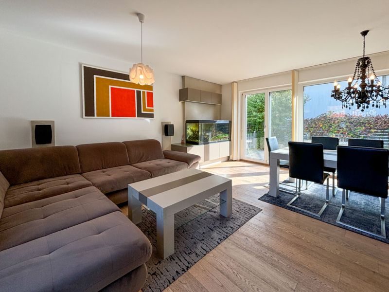 Charmante Doppelhaushlfte mit Garten und Terrasse in ruhiger Siedlungslage /  / 2320 Schwechat / Bild 3