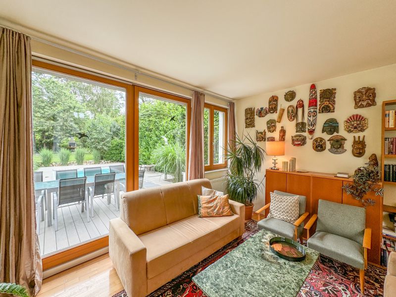Romantisches Einfamilienhaus mit Traumgarten und Pool in bester Lage am Leithagebirge /  / 7000 Eisenstadt / Bild 9