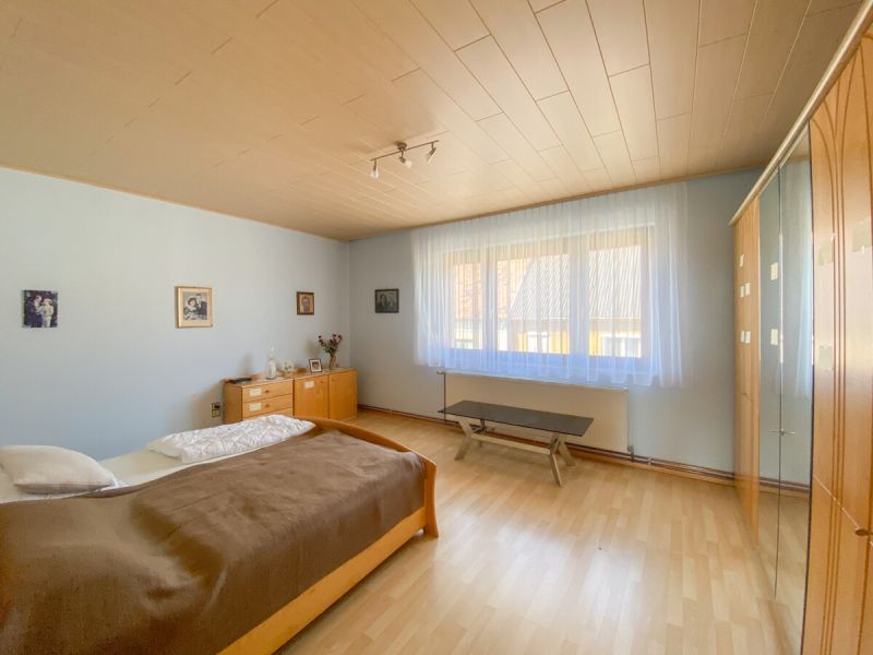 Großzügiges Familienhaus in ruhiger Lage der Schul- und Thermenstadt Laa an der Thaya / / 2136 Laa an der Thaya / Bild 9