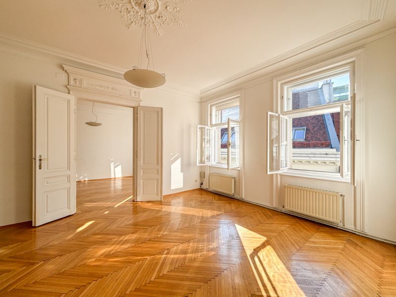 Nähe Stephansplatz: 3 Zimmer Altbaumiete mit französischem Balkon / / 1010 Wien / Bild 3