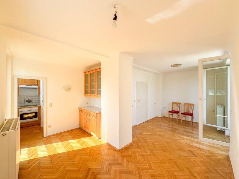 Sonnige Dachgeschosswohnung mit groer Terrasse im Springer-Schlssl-Park /  / 1120 Wien / Bild 2