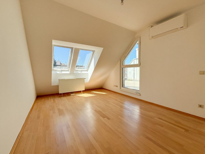 Helle Dachgeschosswohnung mit 3 Schlafzimmern, Kamin & Dachterrasse /  / 1050&nbsp;Wien / Bild 5