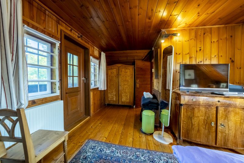 Exklusives Baugrundstck mit Knusperhuschen in absoluter Ruhelage /  / 1130 Wien / Bild 7