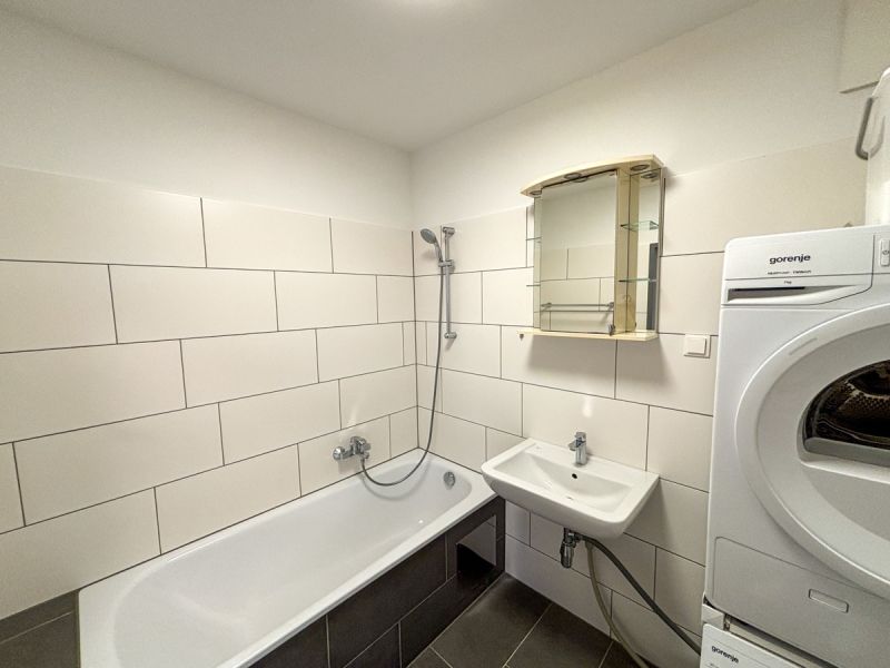 Sonnwendviertel: 2 Zimmer Wohnung mit Balkon /  / 1100 Wien / Bild 4