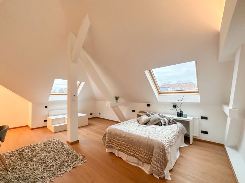 Elegante Dachgeschowohnung im Herzen des 14. Bezirks ? Exquisite Ausstattung und grozgige Flche /  / 1140 Wien / Bild 9