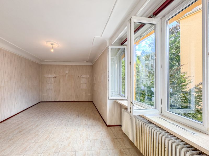 Springer-Schlssl Park: Sinnige Loggiawohnung im Grnen /  / 1120 Wien / Bild 2