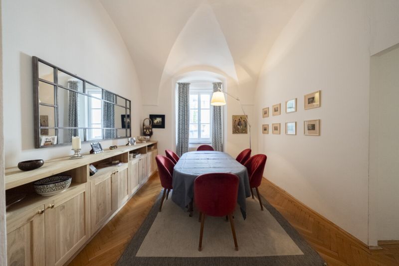 Traumhafte Altbauwohnung in bester Innenstadtlage /  / 1010&nbsp;Wien / Bild 1