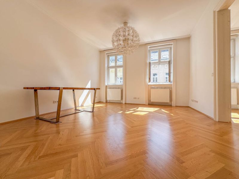 Wiener Altbaucharme ? Stilvolle 2-Zimmer-Wohnung in der Seidengasse / / 1070 Wien / Bild 8