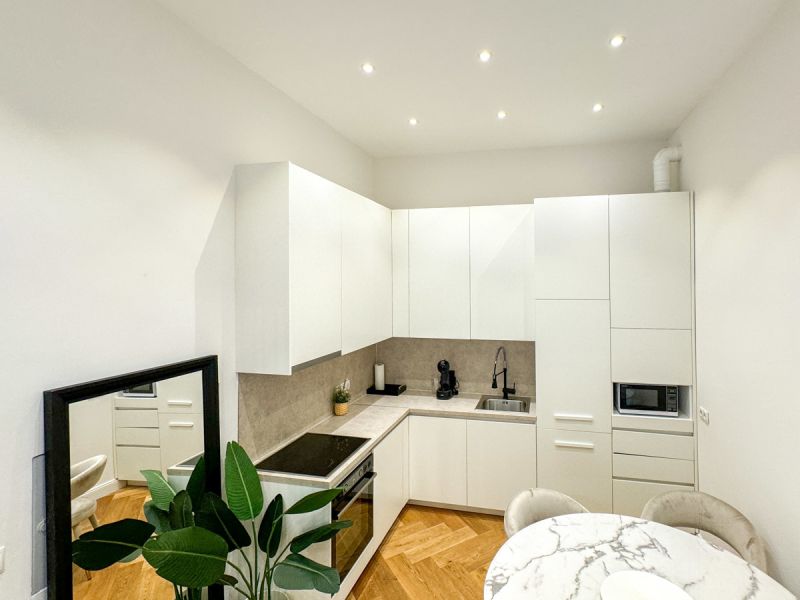 Charmant renovierte Altbauwohnung mit Terrasse und Garten in bester Lage /  / 1090 Wien / Bild 8