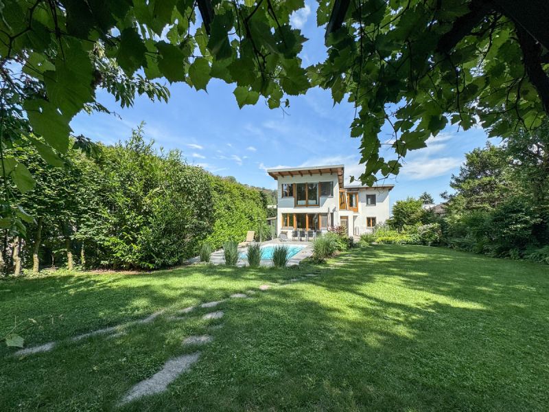Romantisches Einfamilienhaus mit Traumgarten und Pool in bester Lage am Leithagebirge /  / 7000 Eisenstadt / Bild 7