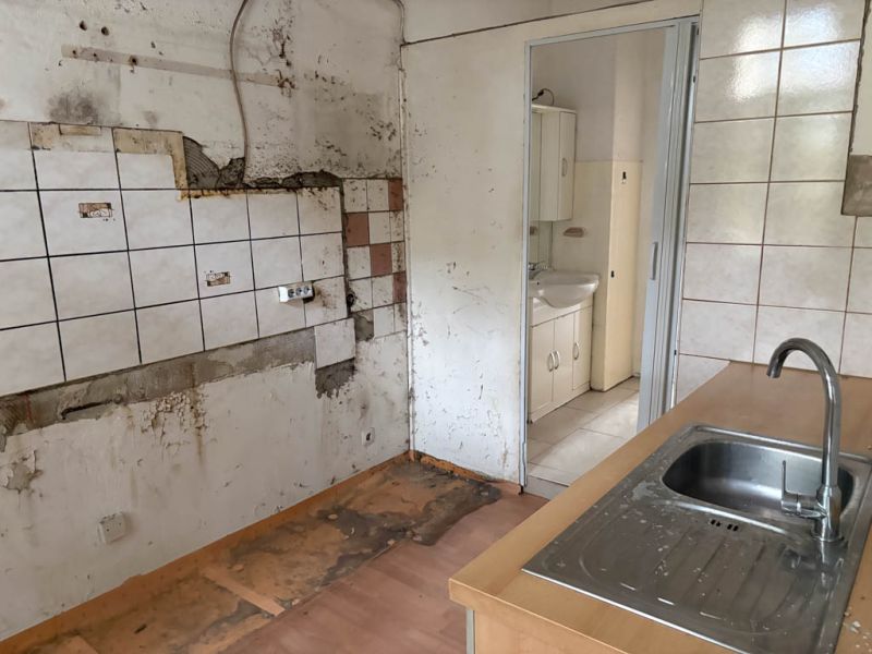 Renovierungsbedürftiges Alteigentum Nähe Brunnenmarkt / / 1160 Wien / Bild 3