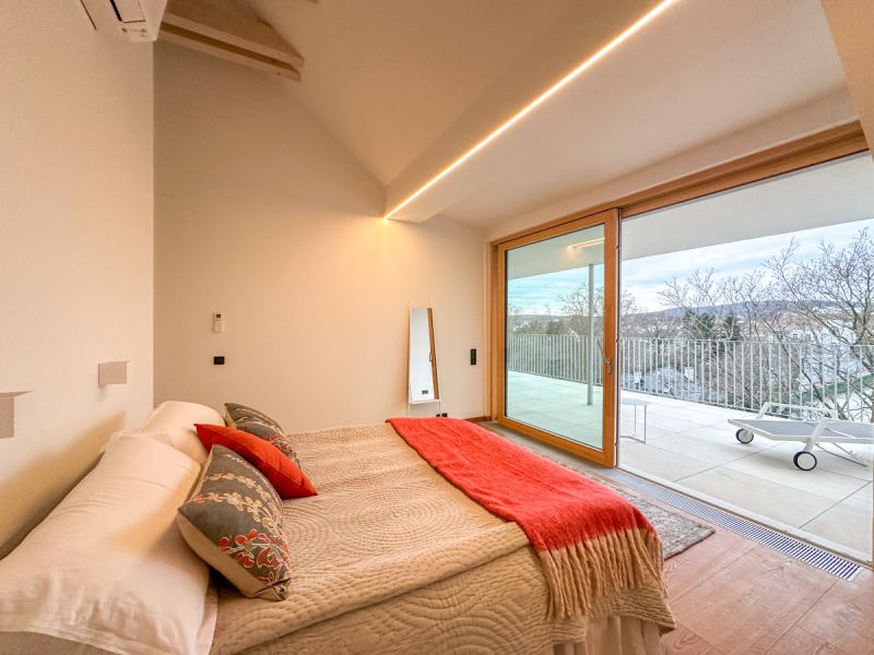 Elegante Dachgeschowohnung im Herzen des 14. Bezirks ? Exquisite Ausstattung und grozgige Flche /  / 1140 Wien / Bild 8