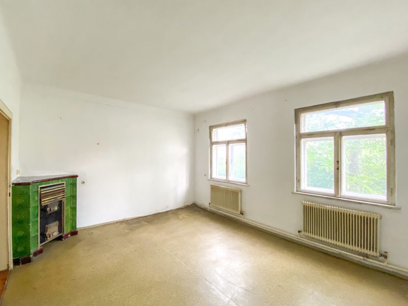 Nhe Napoleonwald: Renovierungsbedrftiges Ein- Zweifamilienhaus mit Charme /  / 1130 Wien / Bild 6
