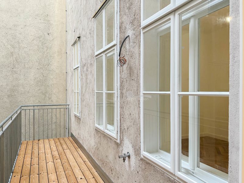 Wunderschn sanierte Altbauwohnung mit Erker und Balkon /  / 1120 Wien / Bild 8