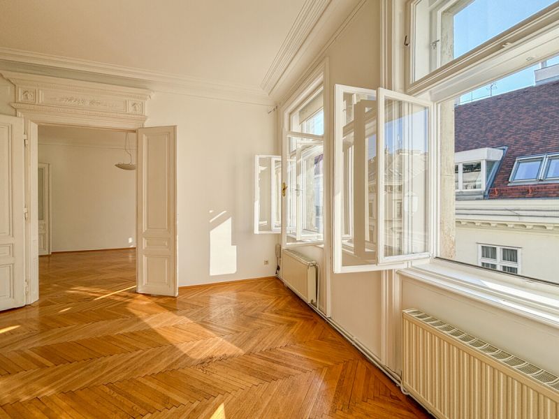 Nähe Stephansplatz: 3 Zimmer Altbaumiete mit französischem Balkon / / 1010 Wien / Bild 5