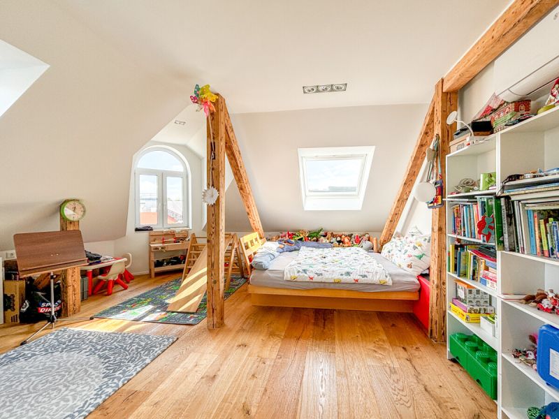 Traumhafte Dachgeschoßwohnung mit Terrasse auf einer Wohnebene /  / 1180 Wien / Bild 7