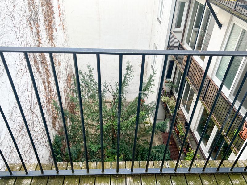 Bezaubernde Altbauwohnung mit Balkon /  / 1070 Wien / Bild 6