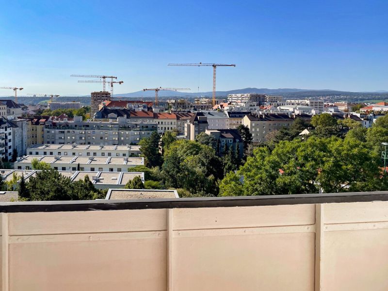 Sonnige, ruhige Loggiawohnung /  / 1140 Wien / Bild 4