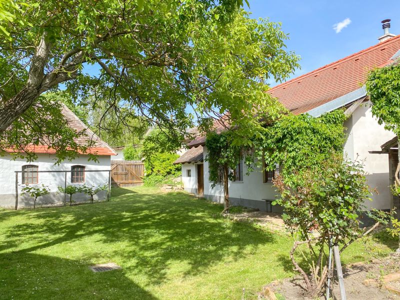 Idyllischer Dreiseithof im Weinviertel - Viel Platz zum Wohlfhlen und Entspannen /  / 2042 Guntersdorf / Bild 3