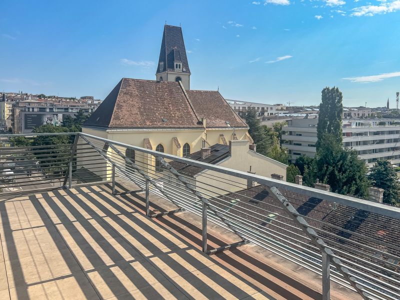 Exquisite Dachgeschosswohnung mit Terrasse und Rundumblick in Alt-Penzing /  / 1140 Wien / Bild 8