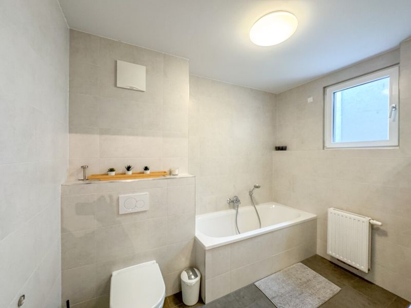 Exklusive 4-Zimmer Familienwohnung mit groer Freiflche und PKW-Stellplatz in der Ahornergasse /  / 1070 Wien / Bild 6